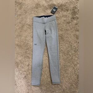 Women’s Under Armour compression leggings XS NWT grey